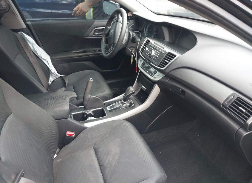 Photo 5 of 2015 Honda Accord LX (VIN 1HGCR2F36FA086144)