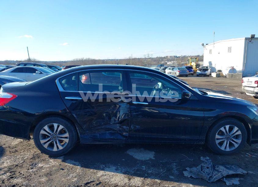 Photo 13 of 2015 Honda Accord LX (VIN 1HGCR2F36FA105310)
