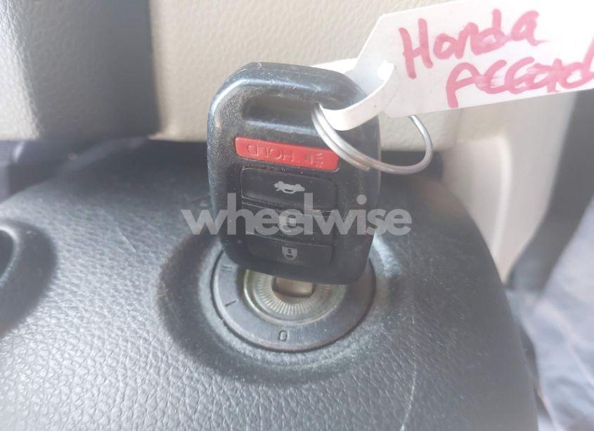 Photo 11 of 2015 Honda Accord LX (VIN 1HGCR2F36FA122205)