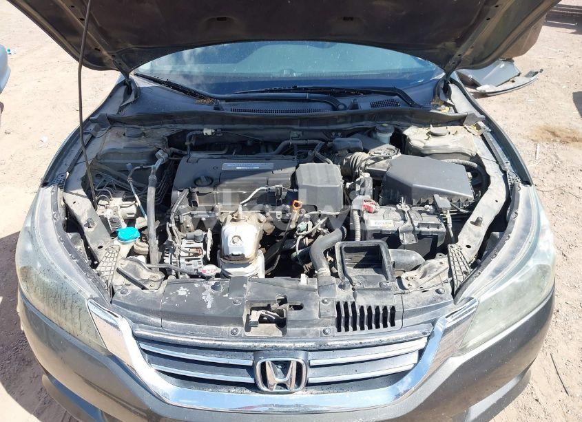 Photo 10 of 2015 Honda Accord LX (VIN 1HGCR2F36FA135374)
