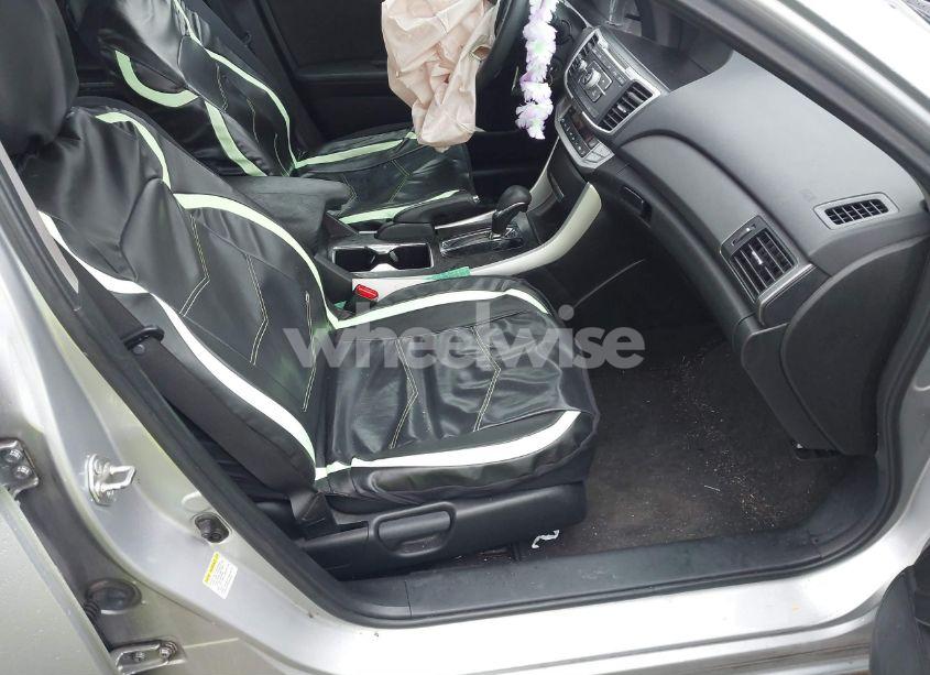 Photo 5 of 2015 Honda Accord LX (VIN 1HGCR2F36FA144267)