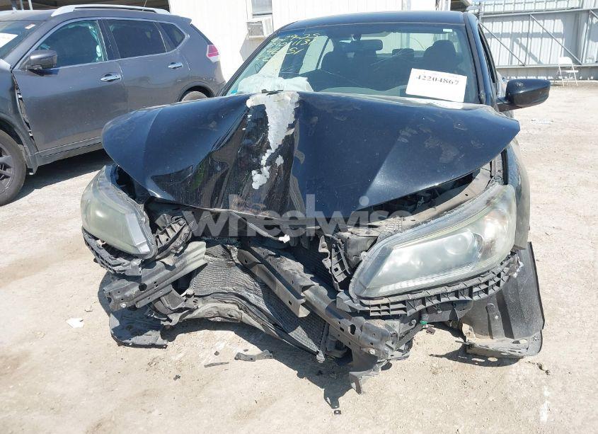 Photo 6 of 2015 Honda Accord LX (VIN 1HGCR2F36FA146651)
