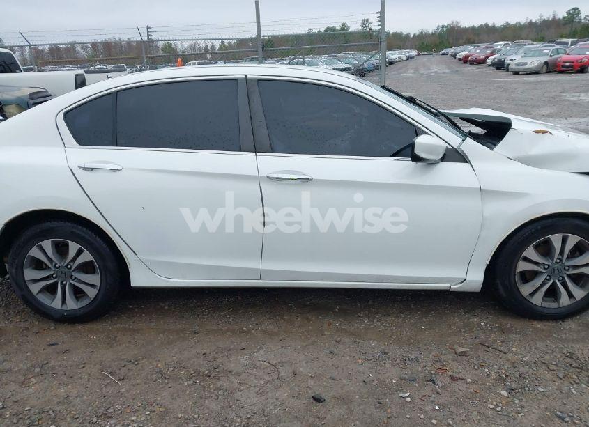 Photo 14 of 2015 Honda Accord LX (VIN 1HGCR2F36FA169279)