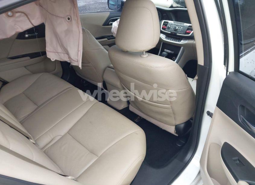 Photo 8 of 2015 Honda Accord LX (VIN 1HGCR2F36FA169279)