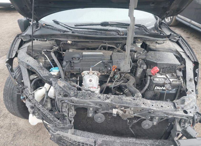 Photo 10 of 2015 Honda Accord LX (VIN 1HGCR2F36FA173400)