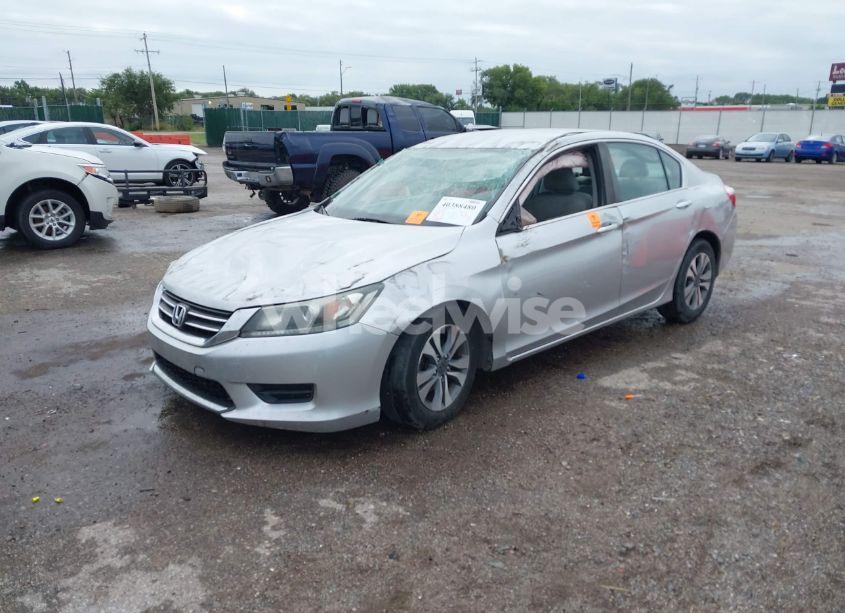 Photo 2 of 2015 Honda Accord LX (VIN 1HGCR2F36FA200773)