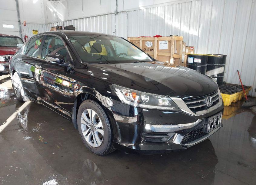 2015 Honda Accord LX (VIN 1HGCR2F36FA228072) main photo