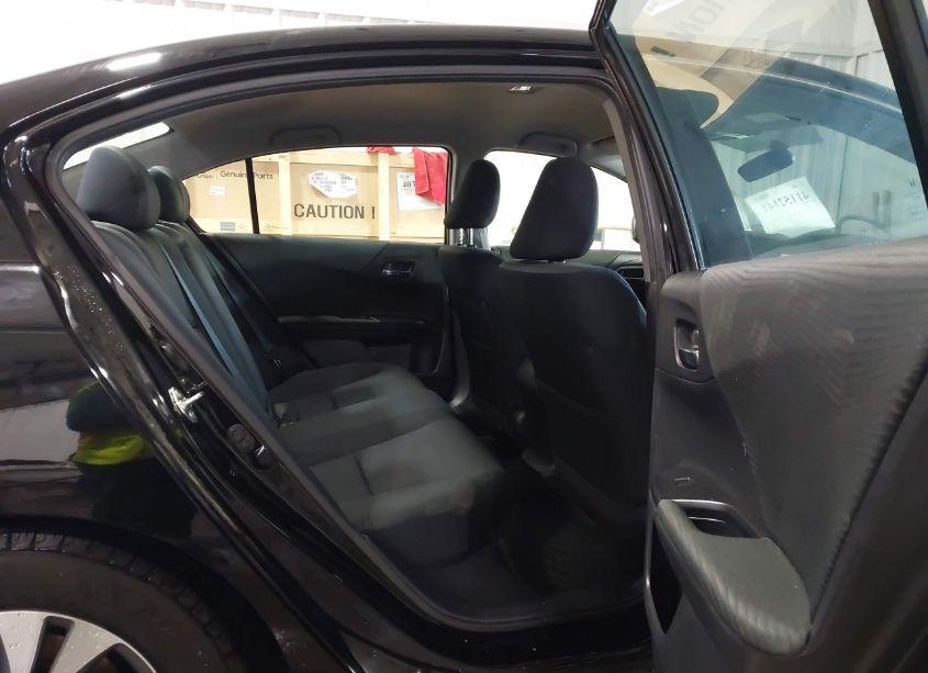 Photo 8 of 2015 Honda Accord LX (VIN 1HGCR2F36FA228072)