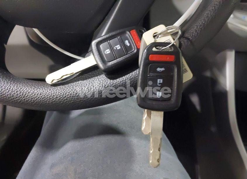 Photo 11 of 2015 Honda Accord LX (VIN 1HGCR2F36FA252114)