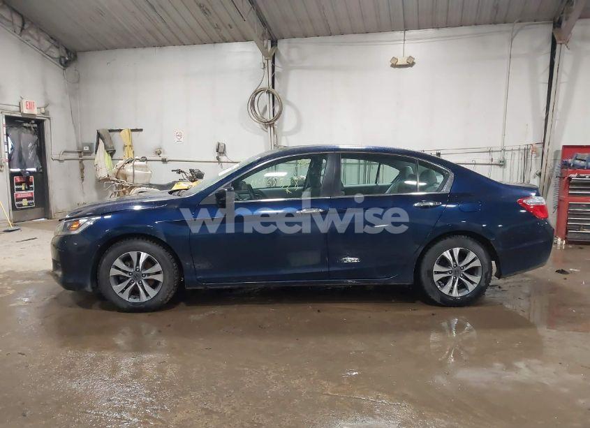 Photo 14 of 2015 Honda Accord LX (VIN 1HGCR2F36FA252114)