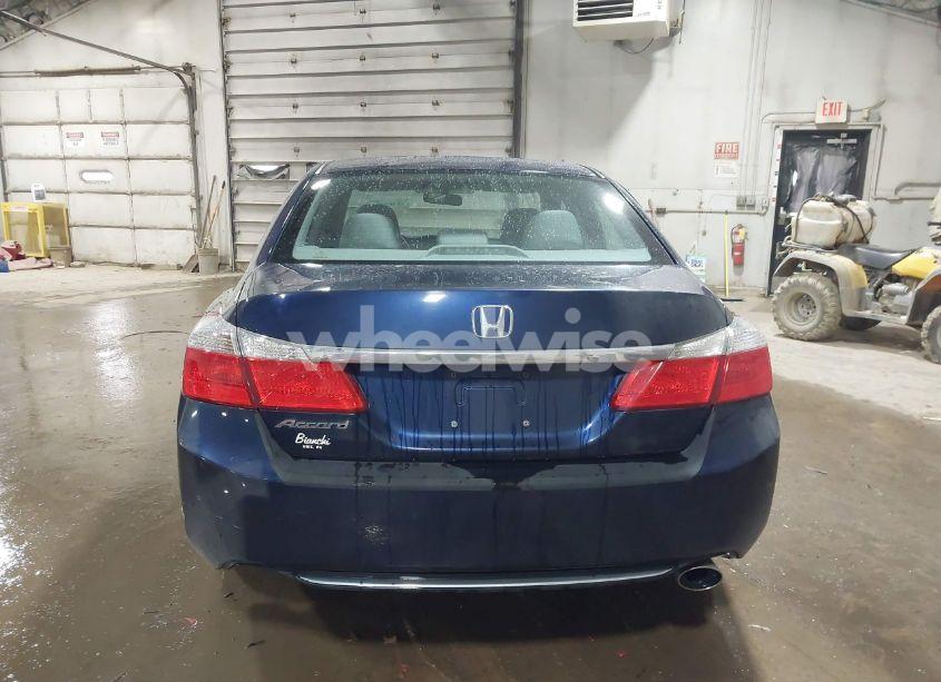 Photo 16 of 2015 Honda Accord LX (VIN 1HGCR2F36FA252114)