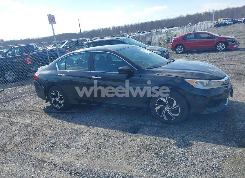Photo 13 of 2016 Honda Accord LX (VIN 1HGCR2F36GA043828)