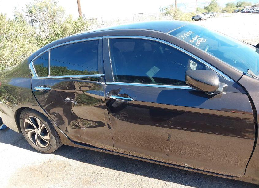 Photo 14 of 2016 Honda Accord LX (VIN 1HGCR2F36GA093760)