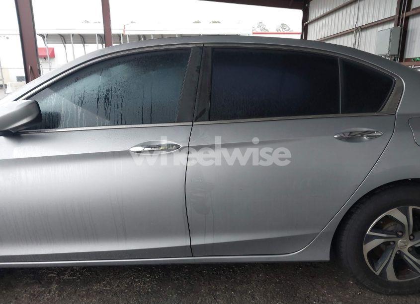 Photo 14 of 2016 Honda Accord LX (VIN 1HGCR2F36GA118219)