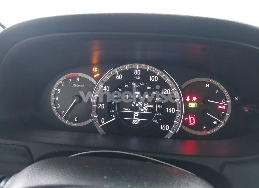 Photo 7 of 2016 Honda Accord LX (VIN 1HGCR2F36GA118219)