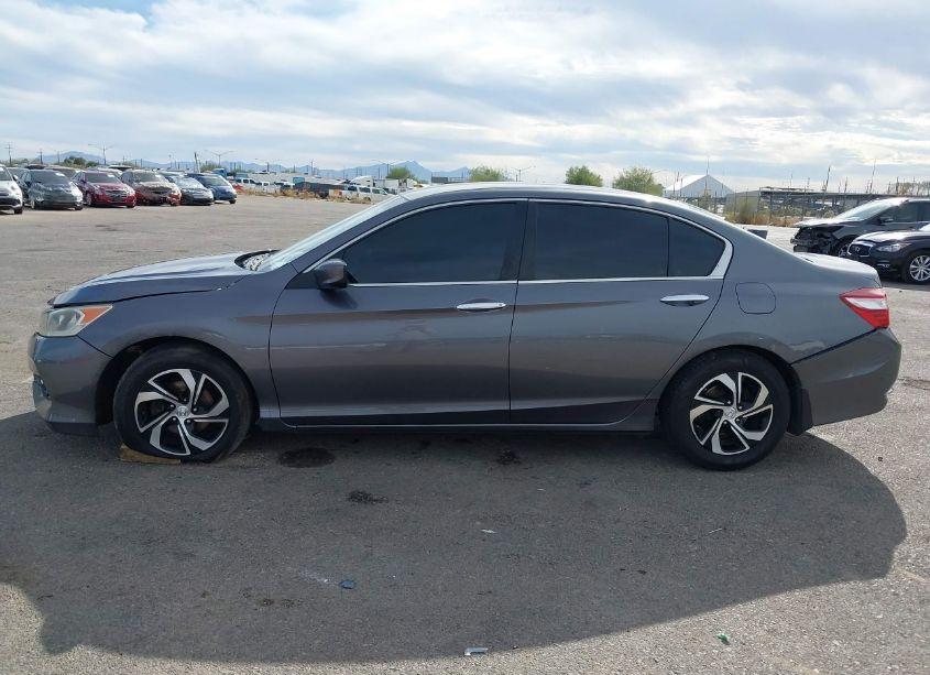 Photo 15 of 2016 Honda Accord LX (VIN 1HGCR2F36GA120083)