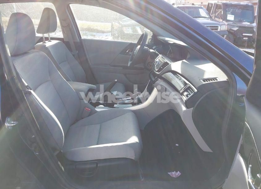 Photo 5 of 2016 Honda Accord LX (VIN 1HGCR2F36GA146778)