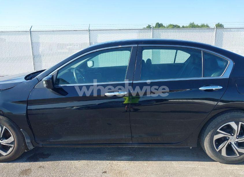 Photo 14 of 2016 Honda Accord LX (VIN 1HGCR2F36GA152645)