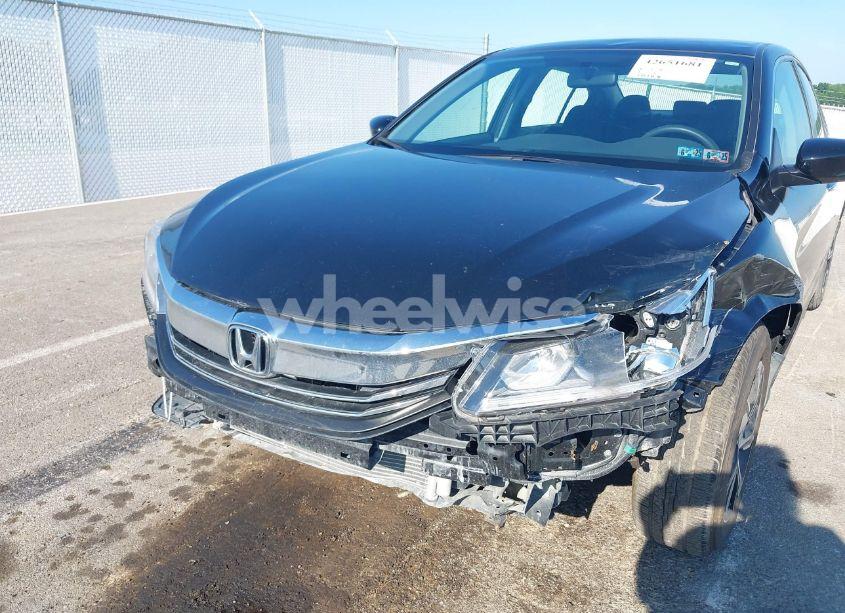 Photo 6 of 2016 Honda Accord LX (VIN 1HGCR2F36GA152645)