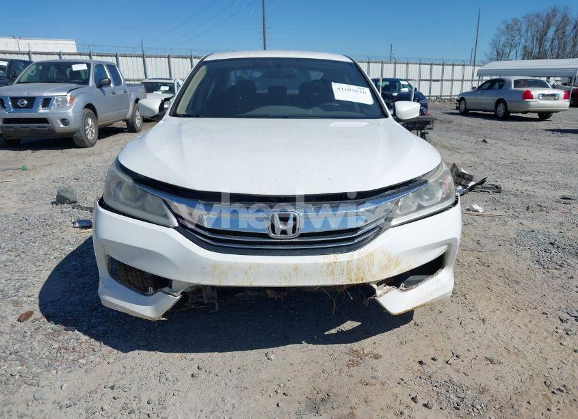 Photo 12 of 2016 Honda Accord LX (VIN 1HGCR2F36GA226436)