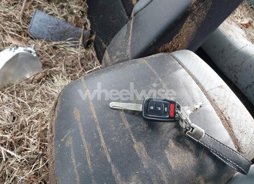 Photo 11 of 2017 Honda Accord LX (VIN 1HGCR2F36HA001080)