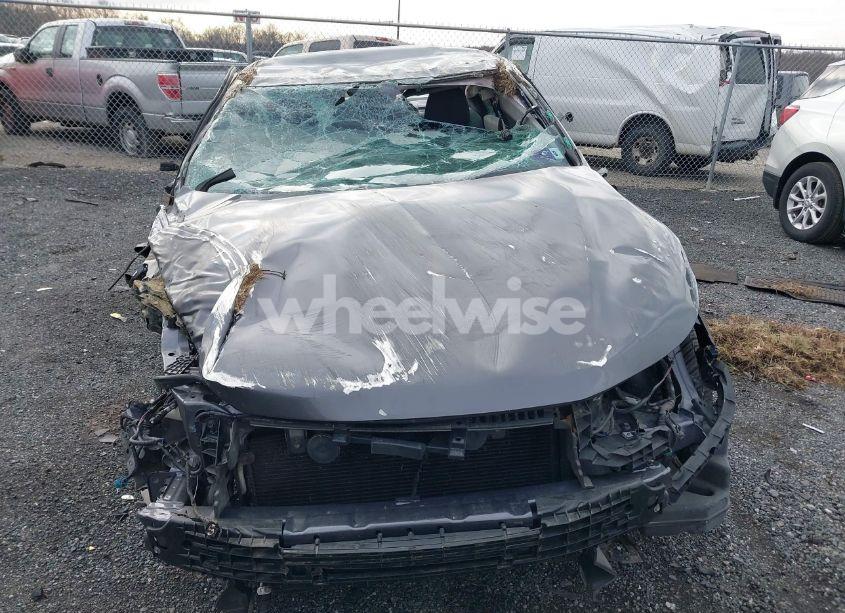 Photo 12 of 2017 Honda Accord LX (VIN 1HGCR2F36HA001080)