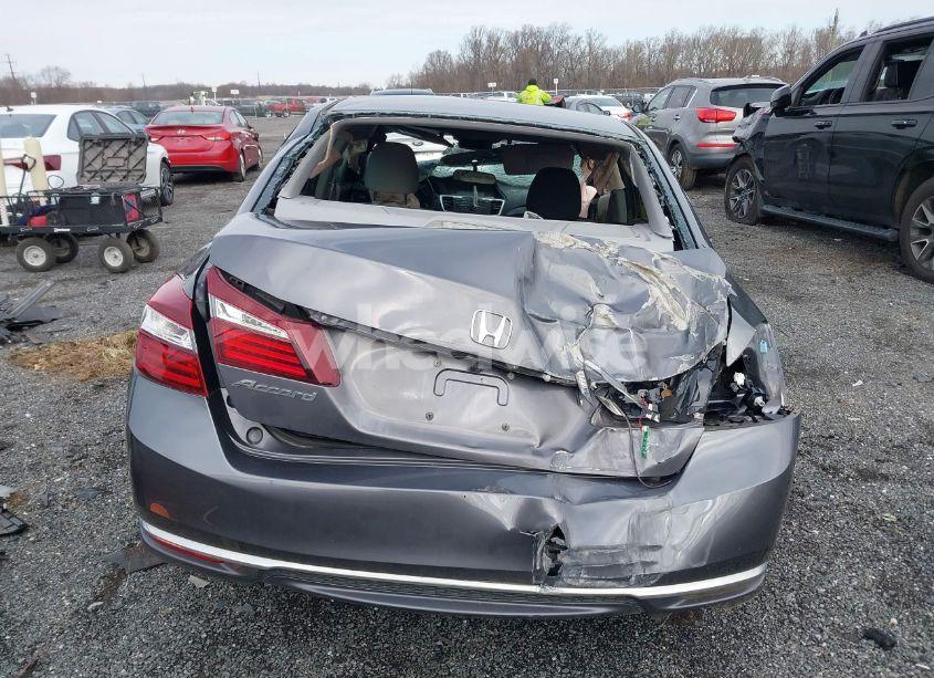 Photo 16 of 2017 Honda Accord LX (VIN 1HGCR2F36HA001080)