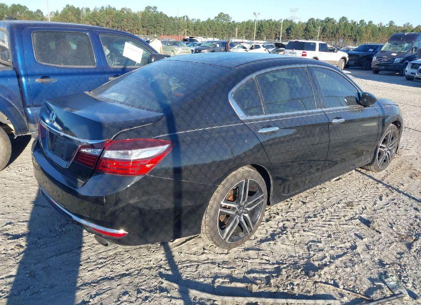 Photo 4 of 2017 Honda Accord LX (VIN 1HGCR2F36HA086616)