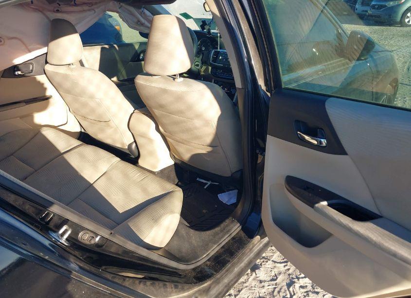 Photo 8 of 2017 Honda Accord LX (VIN 1HGCR2F36HA086616)