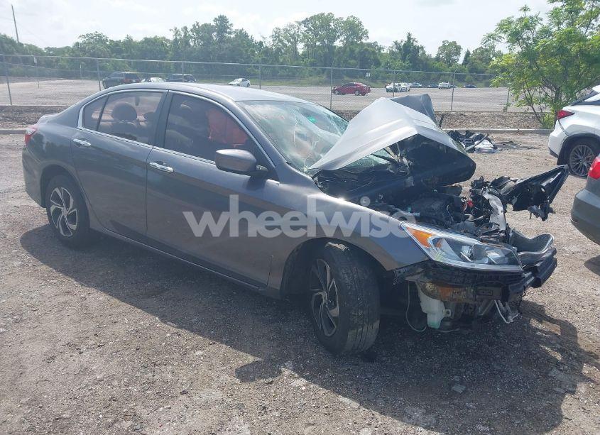 2017 Honda Accord LX (VIN 1HGCR2F36HA102670) main photo