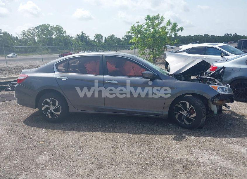 Photo 13 of 2017 Honda Accord LX (VIN 1HGCR2F36HA102670)