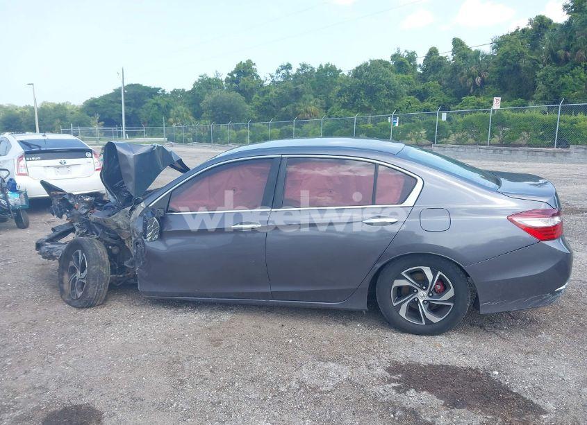 Photo 14 of 2017 Honda Accord LX (VIN 1HGCR2F36HA102670)