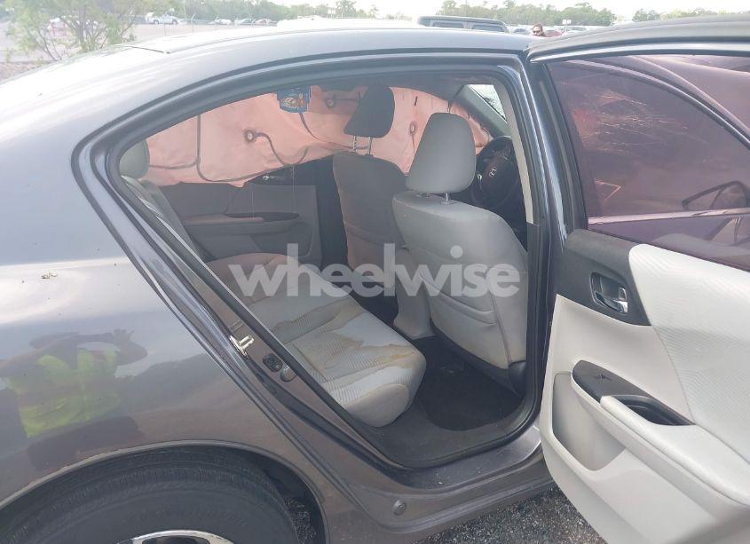 Photo 8 of 2017 Honda Accord LX (VIN 1HGCR2F36HA102670)