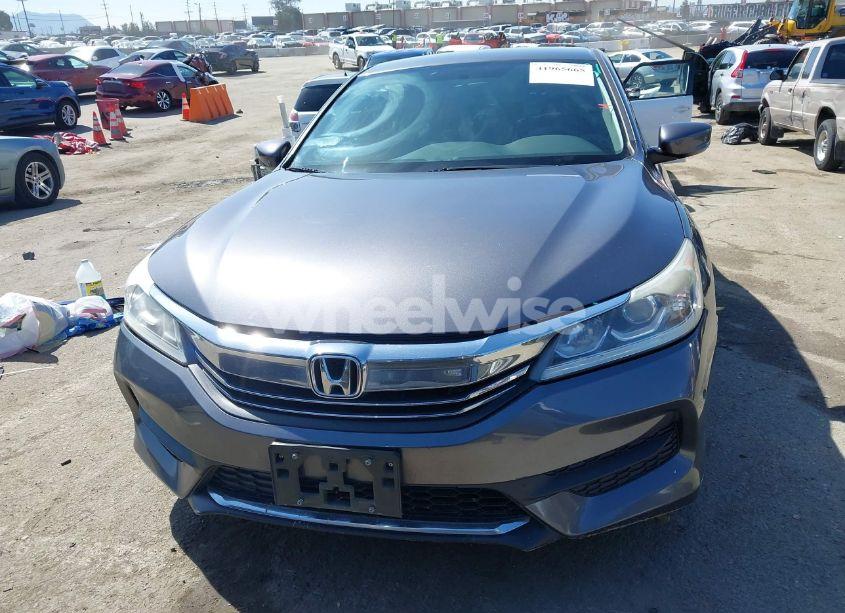 Photo 12 of 2017 Honda Accord LX (VIN 1HGCR2F36HA137046)