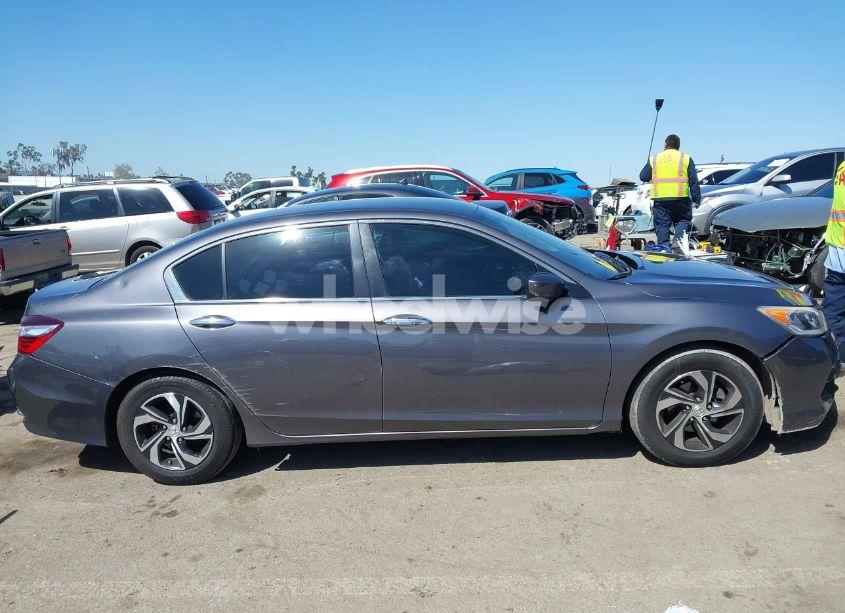 Photo 13 of 2017 Honda Accord LX (VIN 1HGCR2F36HA137046)
