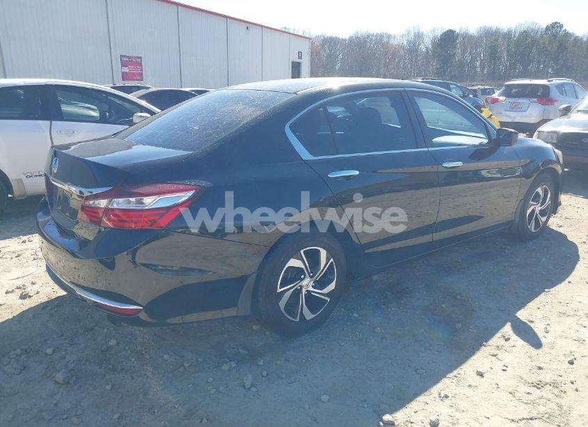 Photo 4 of 2017 Honda Accord LX (VIN 1HGCR2F36HA170774)