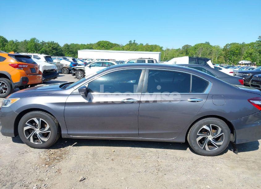 Photo 14 of 2017 Honda Accord LX (VIN 1HGCR2F36HA220492)