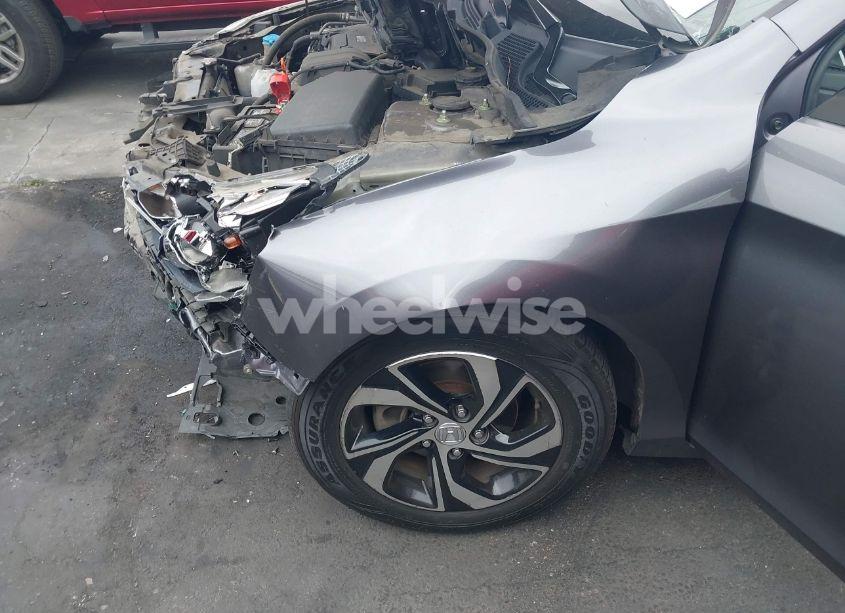 Photo 19 of 2017 Honda Accord LX (VIN 1HGCR2F36HA244663)