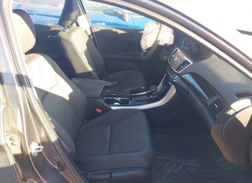 Photo 5 of 2017 Honda Accord LX (VIN 1HGCR2F36HA266386)