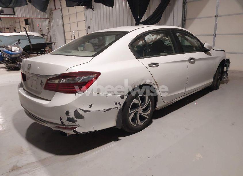 Photo 4 of 2017 Honda Accord LX (VIN 1HGCR2F36HA273631)