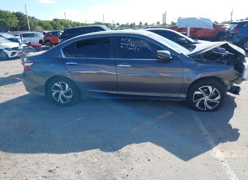 2017 Honda Accord LX (VIN 1HGCR2F36HA303288) main photo