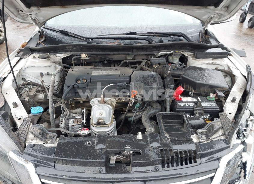 Photo 10 of 2013 Honda Accord LX (VIN 1HGCR2F37DA011398)