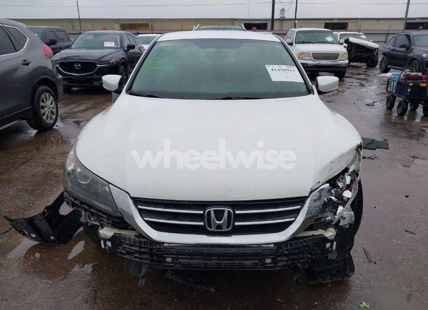 Photo 13 of 2013 Honda Accord LX (VIN 1HGCR2F37DA011398)