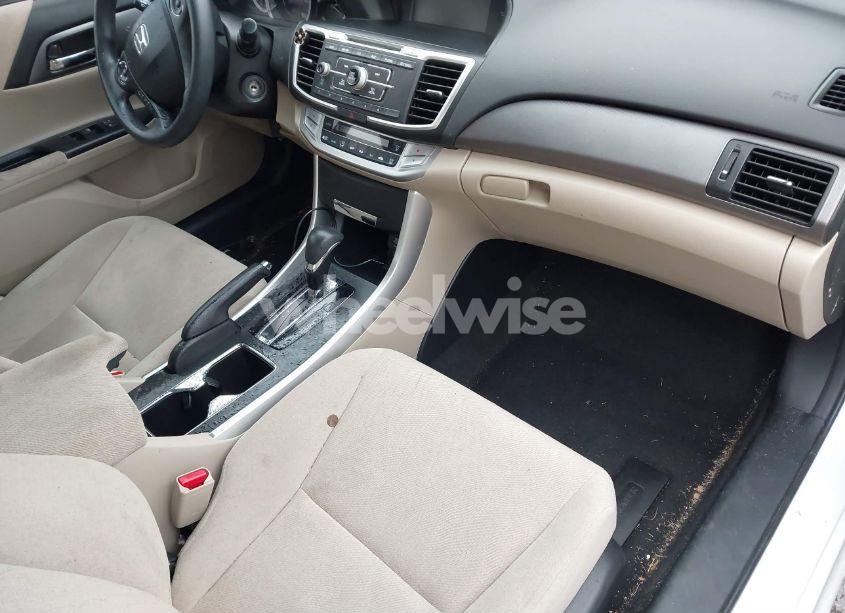 Photo 5 of 2013 Honda Accord LX (VIN 1HGCR2F37DA011398)