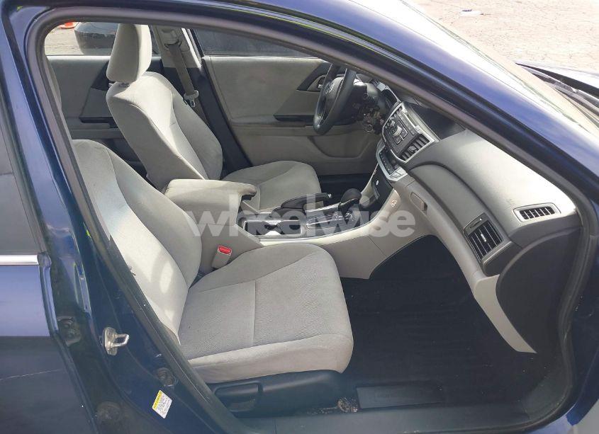 Photo 5 of 2013 Honda Accord LX (VIN 1HGCR2F37DA011949)