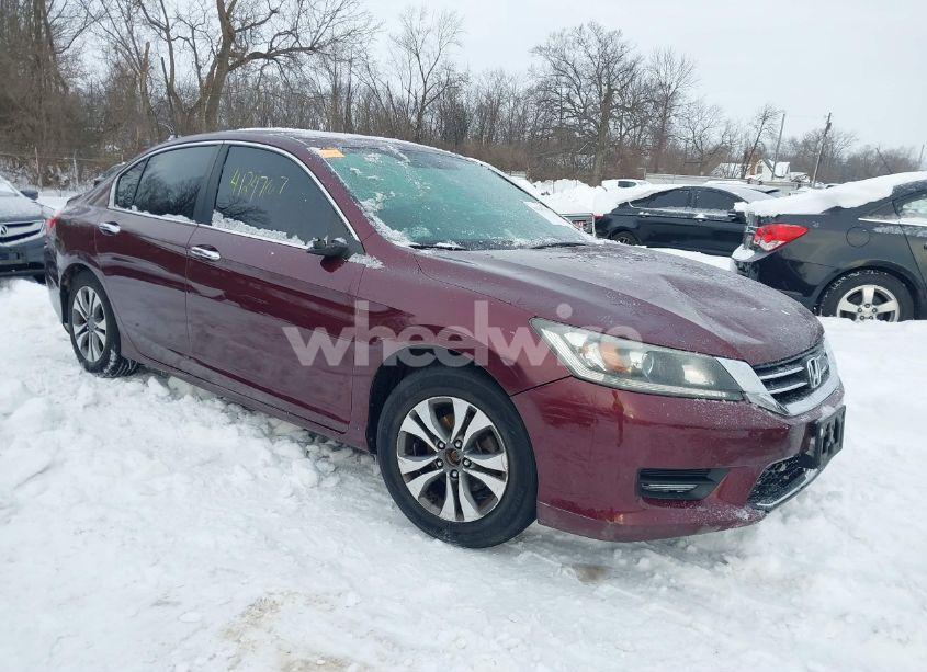 2013 Honda Accord LX (VIN 1HGCR2F37DA045910) main photo
