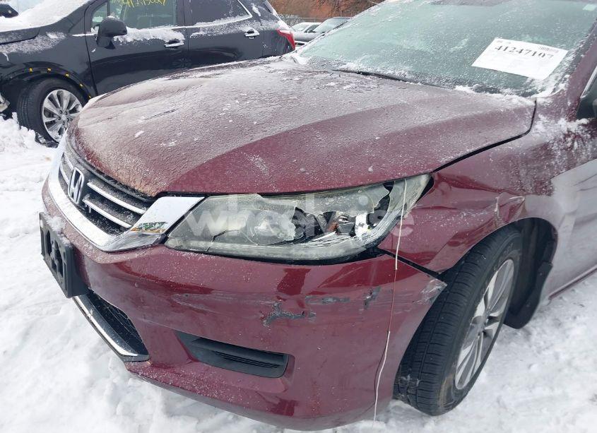 Photo 6 of 2013 Honda Accord LX (VIN 1HGCR2F37DA045910)