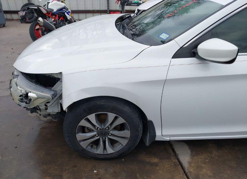 Photo 18 of 2013 Honda Accord LX (VIN 1HGCR2F37DA053635)