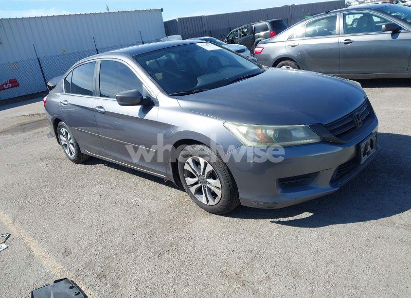 2013 Honda Accord LX (VIN 1HGCR2F37DA085663) main photo