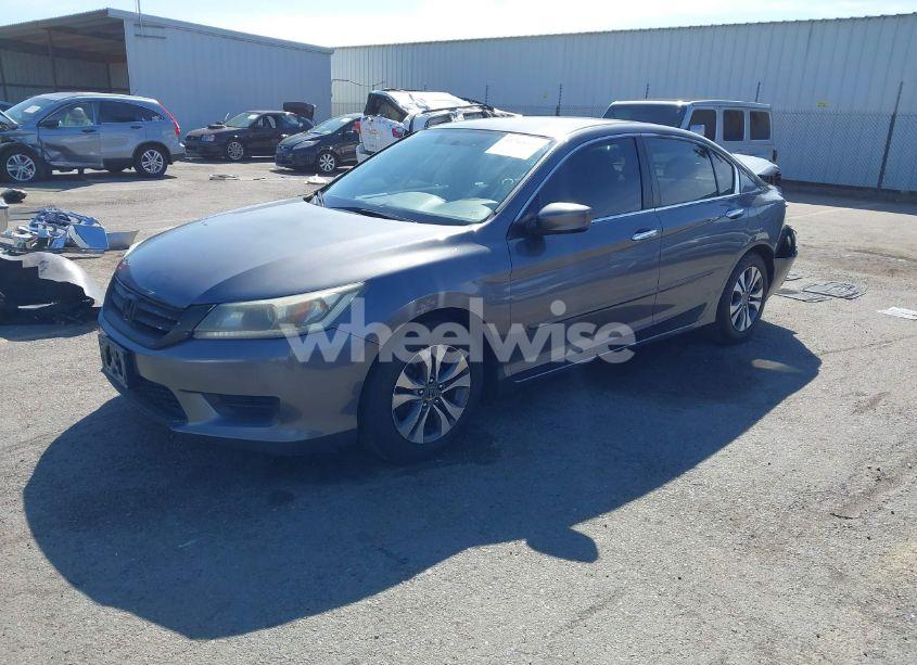 Photo 2 of 2013 Honda Accord LX (VIN 1HGCR2F37DA085663)